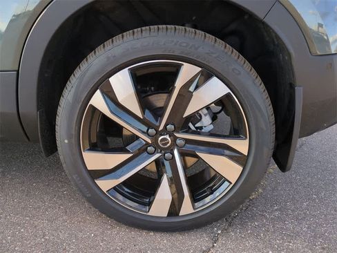 New 2026 Volvo XC40 B5 Plus w/ Protection Package Premier image 6