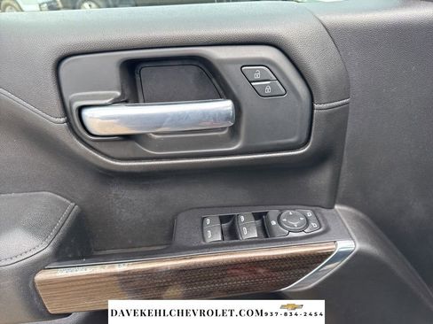 Used 2019 Chevrolet Silverado 1500 LT Trail Boss AWD/4WD image 18