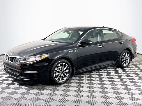 Used 2019 Kia Optima LX w/ LX 17" Wheel Package image 4