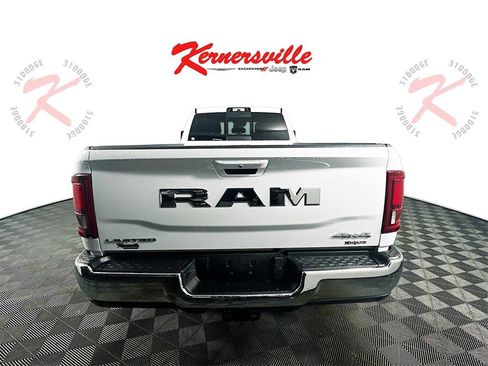 New 2026 RAM 3500 Limited w/ Towing Technology Group image 6