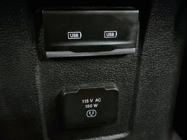 Used 2024 Jeep Wrangler Unlimited Rubicon AWD/4WD image 28