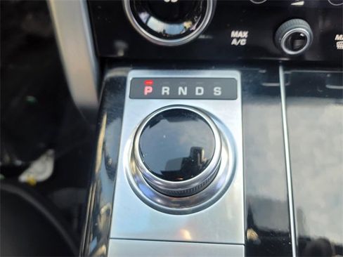 Used 2022 Land Rover Range Rover Autobiography image 21