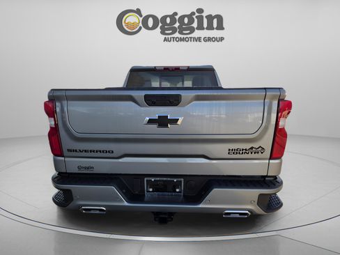 New 2026 Chevrolet Silverado 1500 High Country w/ High Country Premium Package image 3
