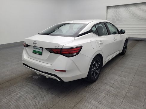 Used 2024 Nissan Sentra SV image 9