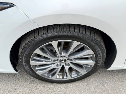 Used 2020 Lexus ES 350 w/ Premium Package FWD image 43