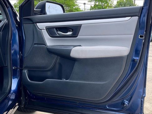 Used 2018 Honda CR-V LX image 24