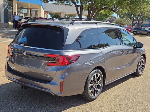 New 2026 Honda Odyssey Elite image 4