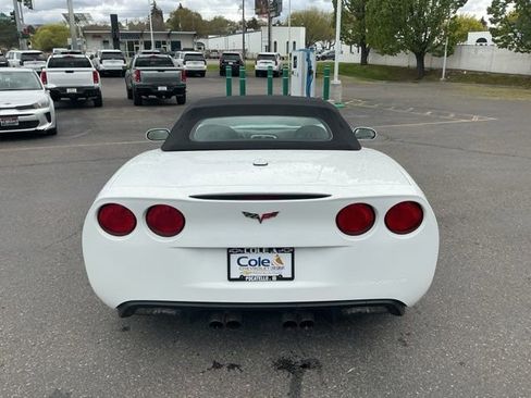 Used 2005 Chevrolet Corvette Convertible w/ Preferred Equipment Group RWD image 5