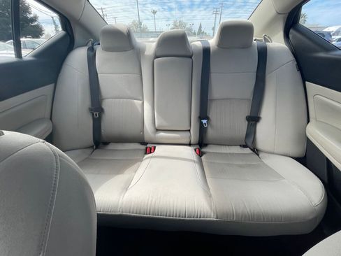 Used 2025 Nissan Altima 2.5 SV image 38