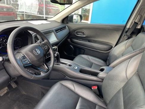 Used 2018 Honda HR-V EX-L image 6