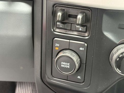 New 2025 Ford F550 4x4 Crew Cab Super Duty image 16