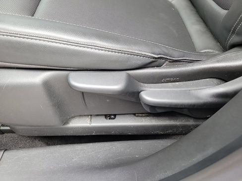 Used 2024 Buick Encore GX Sport Touring FWD image 24