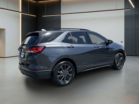 Used 2023 Chevrolet Equinox RS FWD image 5