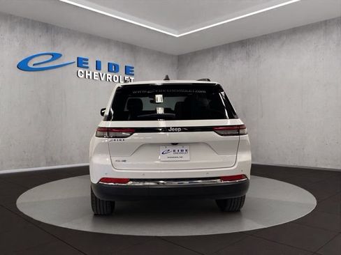 Used 2024 Jeep Grand Cherokee Limited 4xe AWD/4WD image 14