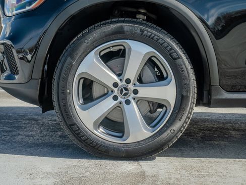 Used 2022 Mercedes-Benz GLC 300 4MATIC image 13