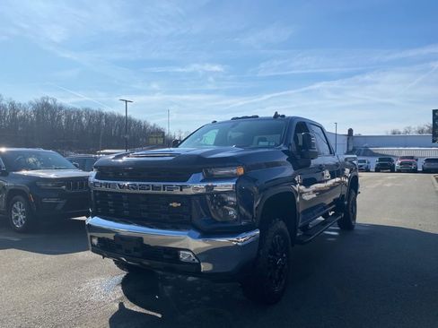 Used 2022 Chevrolet Silverado 2500 LT w/ Convenience Package image 6