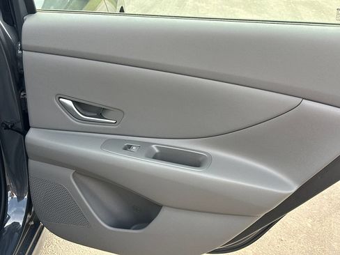 New 2026 Hyundai Elantra SEL Sport Premium FWD image 17