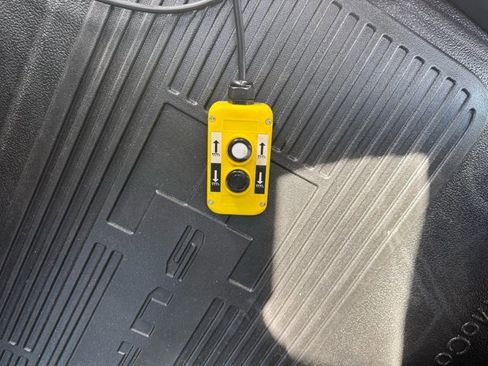 New 2025 Ford F350 XL w/ XL Chrome Package image 11