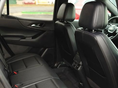 Used 2026 Chevrolet Equinox LT w/ Convenience Package II image 46