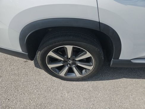 Used 2024 Honda Pilot Elite image 11