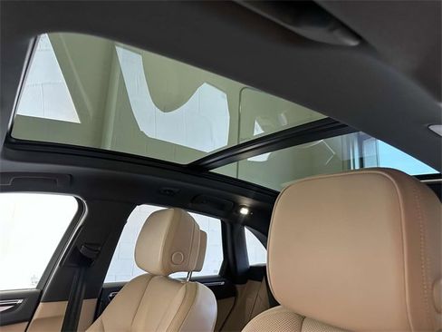 Used 2024 Porsche Macan image 22