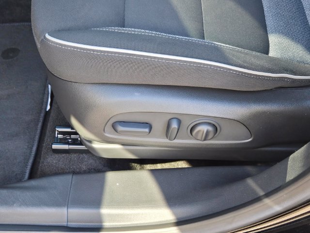 Certified 2023 Chevrolet TrailBlazer LT FWD image 15