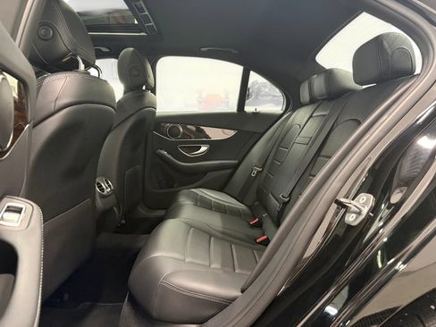 Used 2019 Mercedes-Benz C 300 4MATIC Sedan image 12