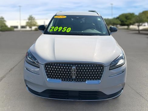 Used 2020 Lincoln Corsair FWD image 2