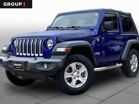 Used 2019 Jeep Wrangler Sport AWD/4WD image 1