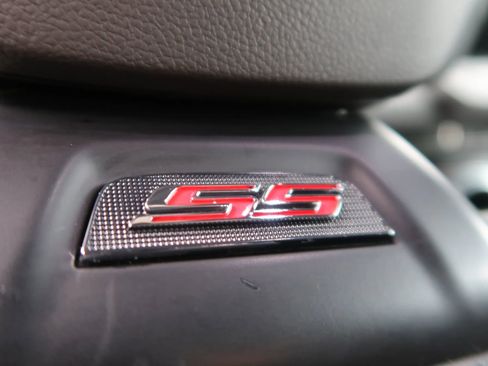 Used 2022 Chevrolet Camaro SS RWD image 43