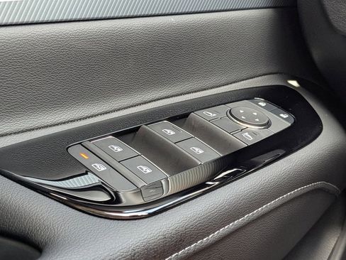 New 2025 Nissan Murano SL w/ Cargo Package AWD/4WD image 22