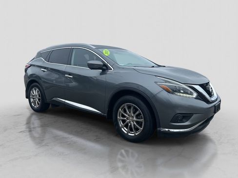 Used 2018 Nissan Murano SL w/ Moonroof Package image 3