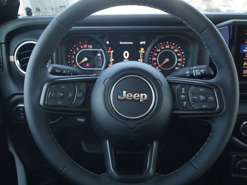 New 2026 Jeep Gladiator Sport image 12