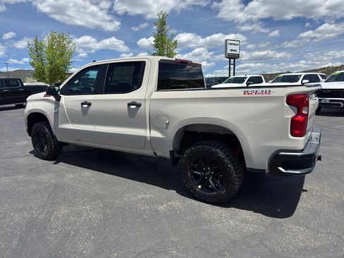 New 2026 Chevrolet Silverado 1500 Custom Trail Boss AWD/4WD image 5