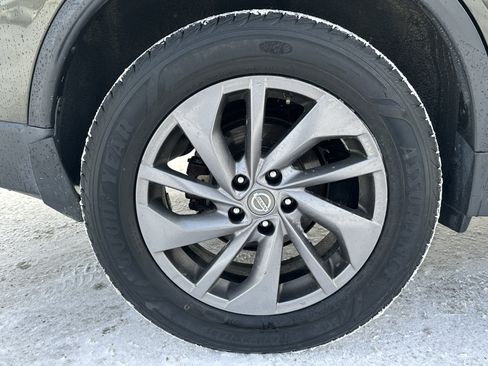 Used 2016 Nissan Rogue SL w/ SL Premium Package image 10