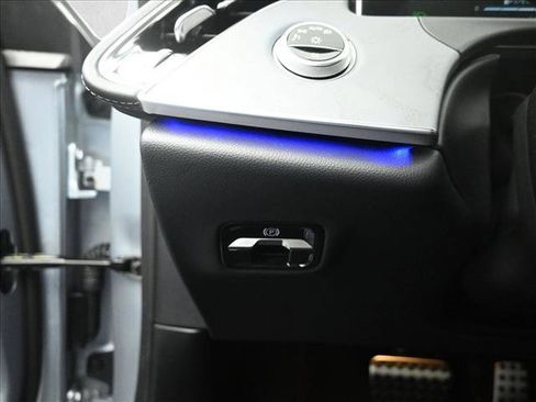 New 2026 Mercedes-Benz E 53 AMG e 4MATIC Sedan image 18