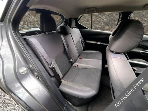 Used 2019 Nissan Kicks S FWD image 16