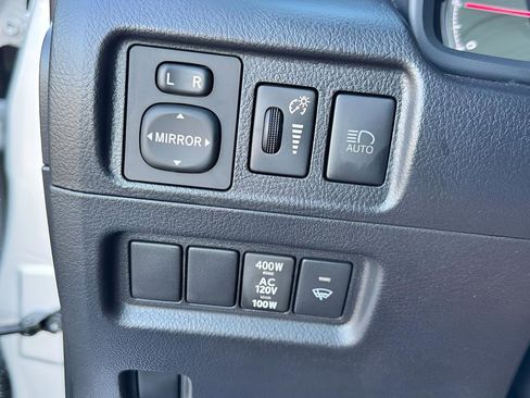 Used 2024 Toyota 4Runner TRD Off-Road AWD/4WD image 30