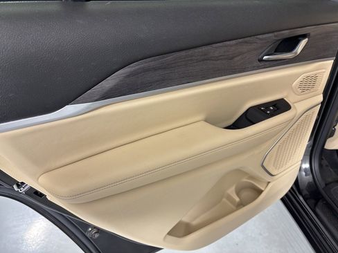 Used 2022 Jeep Grand Cherokee L Limited image 37