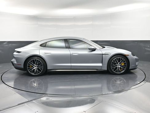Certified 2025 Porsche Taycan Turbo image 9