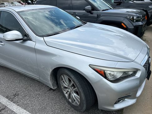 Used 2015 INFINITI Q50 Premium w/ Navigation Package AWD/4WD image 5