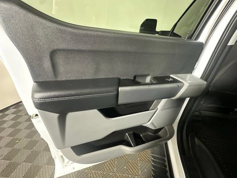 Used 2023 Ford F350 XLT AWD/4WD image 37