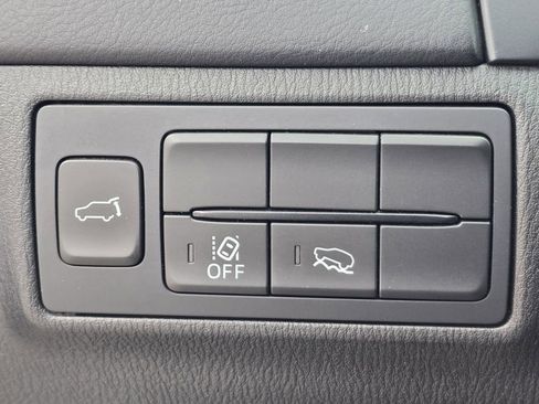 Used 2023 MAZDA CX-9 Touring image 18