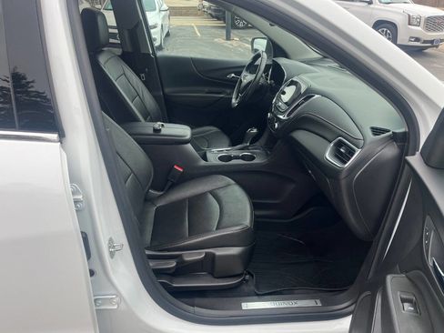 Used 2021 Chevrolet Equinox Premier w/ LPO, Floor Liner Package image 12