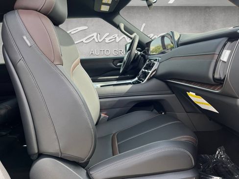New 2026 Nissan Armada SL w/ Captain's Chari Seat Package RWD image 25