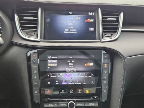 Used 2022 INFINITI QX50 Luxe w/ Appearance Package image 10