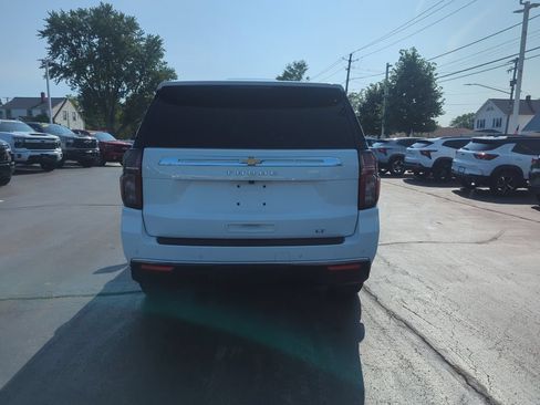 Certified 2022 Chevrolet Tahoe LT w/ Luxury Package AWD/4WD image 8