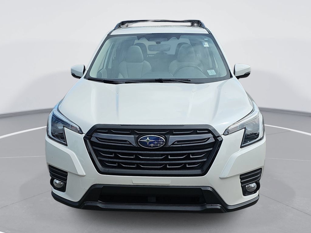 Used 2023 Subaru Forester Limited w/ Popular Package #2 AWD/4WD image 2