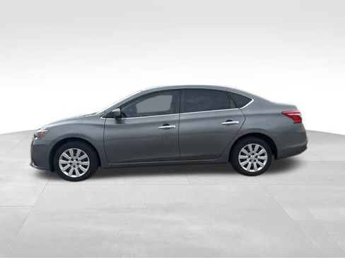 Used 2017 Nissan Sentra S FWD image 6