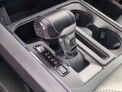 Used 2022 Ford F150 Lariat image 18